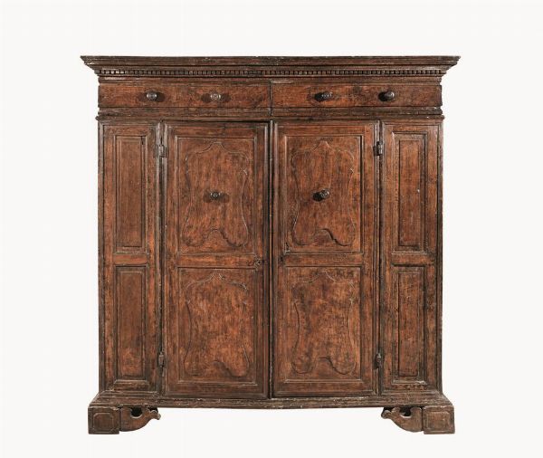 CREDENZA, ITALIA CENTRALE, SECOLO XVIII  - Asta Mobili, arredi e oggetti d'arte - Associazione Nazionale - Case d'Asta italiane