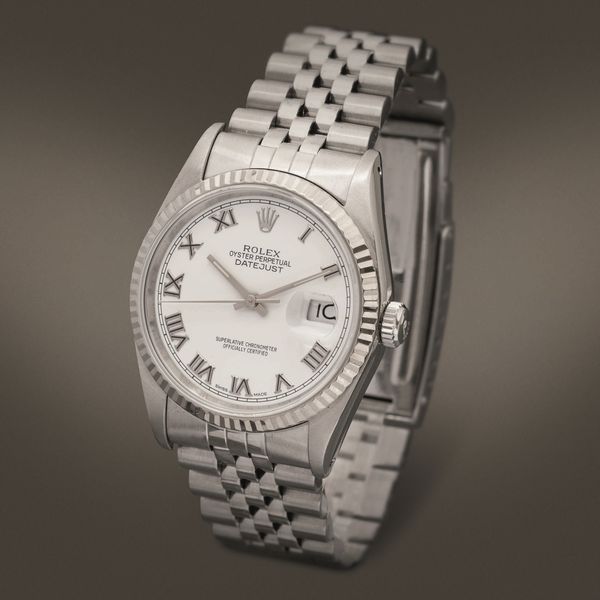 ROLEX - Datejust 16234 in acciaio automatico con datario, lunetta zigrinata in oro bianco, quadrante con numeri Romani e bracciale Jubilee  - Asta Orologi da Polso e da Tasca - Associazione Nazionale - Case d'Asta italiane