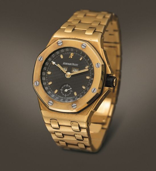 AUDEMARS PIGUET - Royal Oak Offshore oro giallo 18k con triplo calendario, movimento automatico con astuccio originale e garanzia  - Asta Orologi da Polso e da Tasca - Associazione Nazionale - Case d'Asta italiane