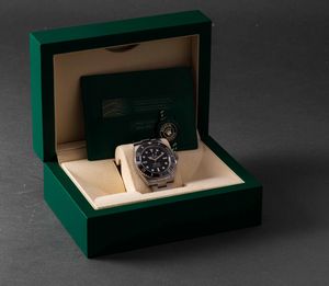 ROLEX - Submariner ref 124060 automatico con cassa in acciaio e bracciale Oyster, accompagnato da astuccio originale e garanzia  - Asta Orologi da Polso e da Tasca - Associazione Nazionale - Case d'Asta italiane