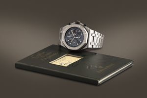 AUDEMARS PIGUET - Offshore ref 25721ST The Beast seriale D in acciaio, quadrante Blue Queen tapisserie con scatola e garanzia<BR>  - Asta Orologi da Polso e da Tasca - Associazione Nazionale - Case d'Asta italiane