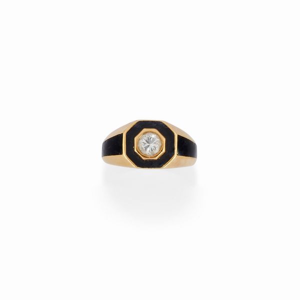 Anello in oro giallo 18K, smalto e diamante  - Asta Argenti - Associazione Nazionale - Case d'Asta italiane