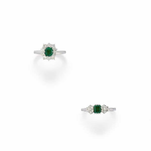 Due anelli in oro bianco 18K, smeraldi e diamanti  - Asta Argenti - Associazione Nazionale - Case d'Asta italiane