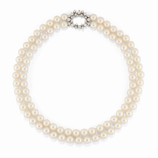 ,Gubelin : Collana in oro bianco 18k, perle e diamanti  - Asta Argenti - Associazione Nazionale - Case d'Asta italiane