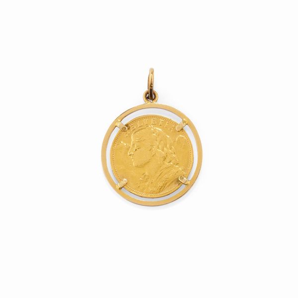 Pendente in oro giallo 18k con moneta  - Asta Gioielli - Associazione Nazionale - Case d'Asta italiane