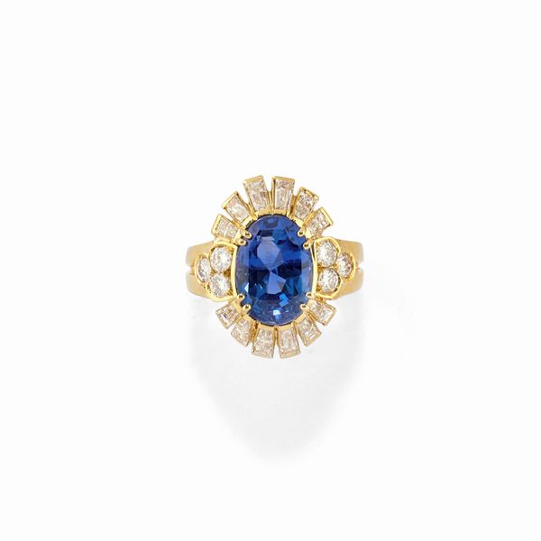 Anello in oro giallo 18k, zaffiro e diamanti  - Asta Gioielli - Associazione Nazionale - Case d'Asta italiane