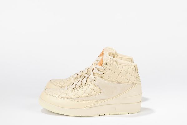 ,NIKE : Jordan 2 Retro Just Don Beach Special Box with Leather Cap and gold Wing Ping - Taglia US 12 EUR 46  - Asta Sneakerhead: la prima asta di sneakers in Italia - Associazione Nazionale - Case d'Asta italiane