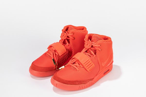 ,NIKE : Air Yeezy 2 Red October  - Taglia US 9  EUR 42.5  - Asta Sneakerhead: la prima asta di sneakers in Italia - Associazione Nazionale - Case d'Asta italiane