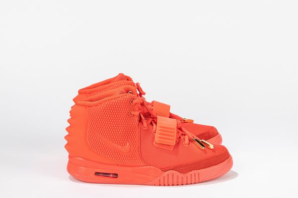 ,NIKE : Air Yeezy 2 Red October  - Taglia US 9  EUR 42.5  - Asta Sneakerhead: la prima asta di sneakers in Italia - Associazione Nazionale - Case d'Asta italiane