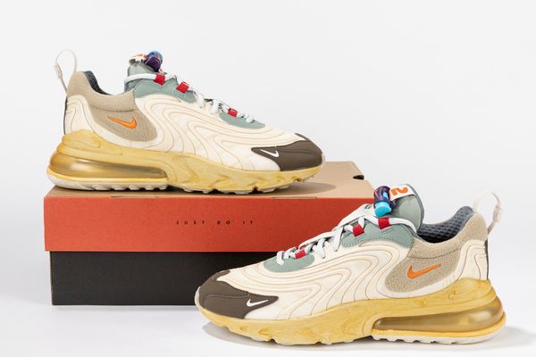 ,NIKE : Air Max 270 React ENG Travis Scott - Taglia US 10 EUR 44  - Asta Sneakerhead: la prima asta di sneakers in Italia - Associazione Nazionale - Case d'Asta italiane