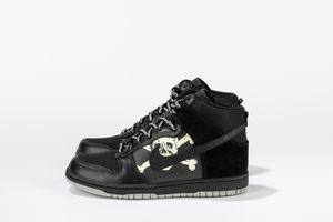 ,NIKE : Dunk High St. Pauli - Taglia US 10 EUR 44  - Asta Sneakerhead: la prima asta di sneakers in Italia - Associazione Nazionale - Case d'Asta italiane