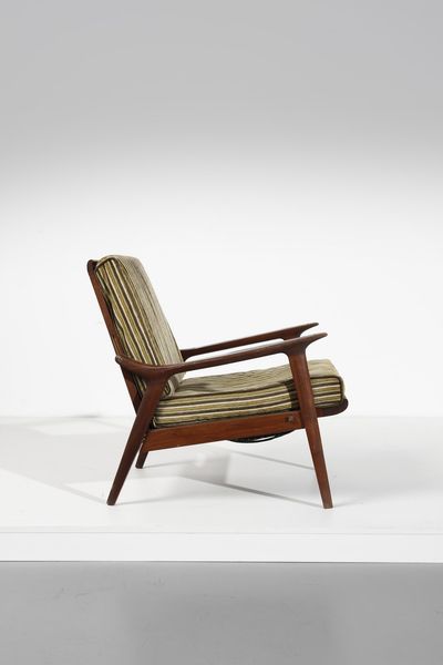 DASSI VITTORIO (1893 - 1973) : Poltroncina reclinabile 620  - Asta Asta 364 | DESIGN E ARTI DECORATIVE DEL NOVECENTO - DESIGN (Online) Online - Associazione Nazionale - Case d'Asta italiane