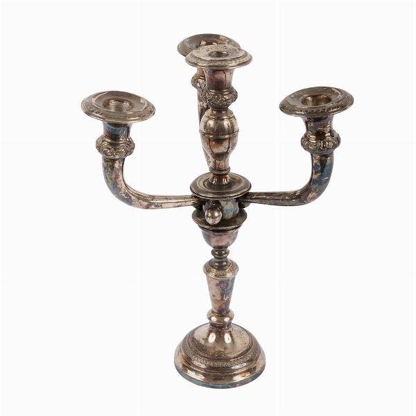 Candelabro a 4 fiamme  - Asta Asta 102 - Gioielli, Orologi e Argenti - Associazione Nazionale - Case d'Asta italiane