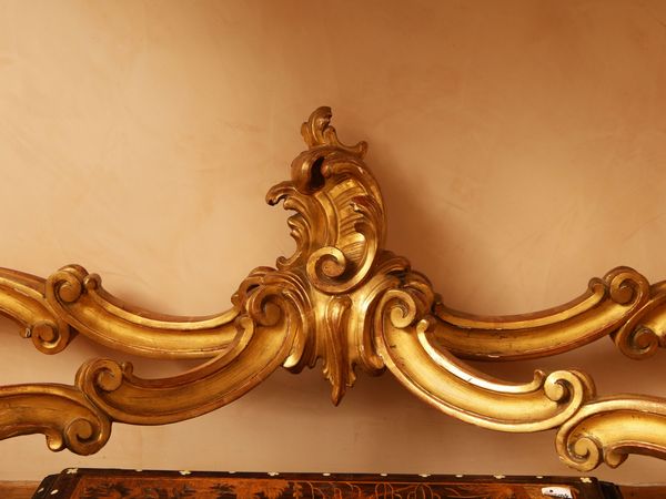 Console in legno intagliato e dorato  - Asta House Sale: La casa fiorentina di un collezionista - Associazione Nazionale - Case d'Asta italiane