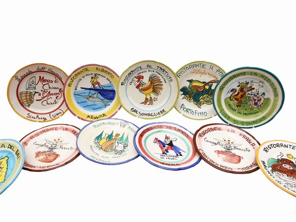 Collezione di dodici piatti del buon ricordo  - Asta L'Arte di Arredare - Associazione Nazionale - Case d'Asta italiane