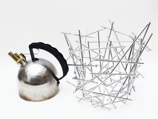 Due accessori da cucina, Alessi  - Asta L'Arte di Arredare - Associazione Nazionale - Case d'Asta italiane