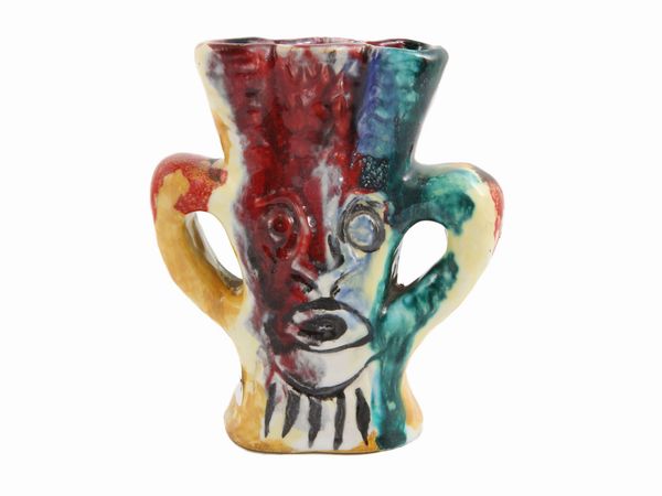 Piccolo vaso antropomorfo in ceramica policroma, Minghetti  - Asta L'Arte di Arredare - Associazione Nazionale - Case d'Asta italiane