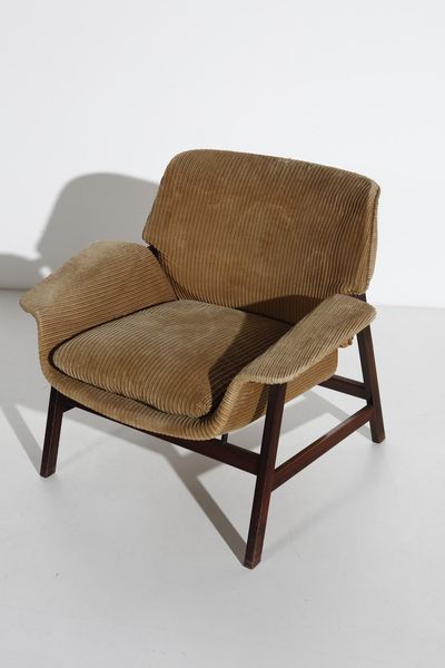 FRATTINI GIANFRANCO (1926 - 2004) : Coppia di poltrone 849 per Cassina  - Asta Asta 371 | DESIGN E ARTI DECORATIVE DEL NOVECENTO Online - Associazione Nazionale - Case d'Asta italiane