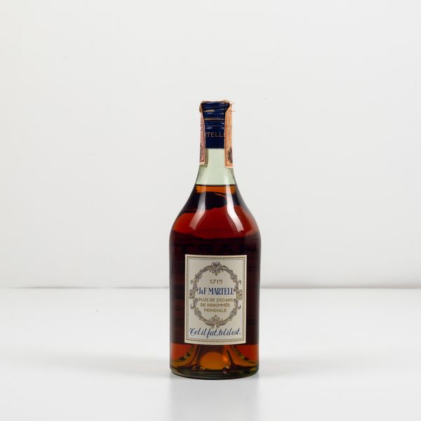 Martell, Cognac V.S. Tres Stars  - Asta Spirito del tempo  - Associazione Nazionale - Case d'Asta italiane