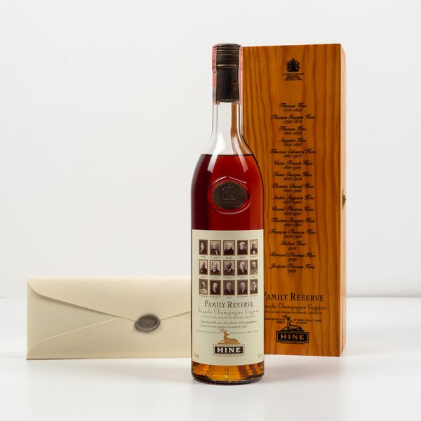 Hine, Grande Champagne Cognac Family Reserve  - Asta Spirito del tempo  - Associazione Nazionale - Case d'Asta italiane