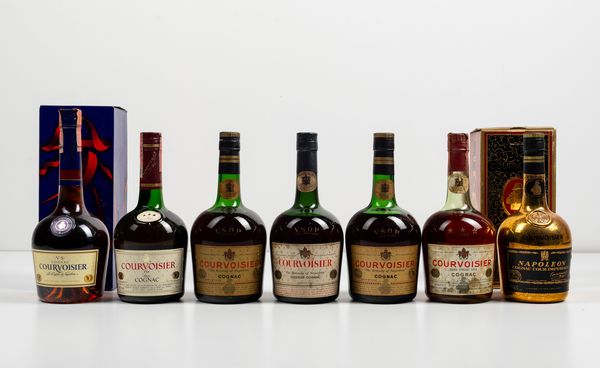 Courvoisier, Cognac Napoleon Cour Imperiale nombre limit <BR>Courvoisier, Cognac V.S.O.P.<BR>Courvoisier, Cognac Trois Etoilles Lux <BR>Courvoisier, Liqueur Cognac V.S.O.P. <BR>Courvoisier, Cognac V.S.  - Asta Spirito del tempo  - Associazione Nazionale - Case d'Asta italiane