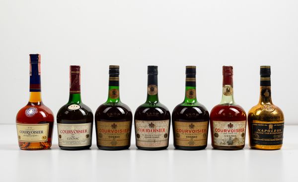 Courvoisier, Cognac Napoleon Cour Imperiale nombre limit <BR>Courvoisier, Cognac V.S.O.P.<BR>Courvoisier, Cognac Trois Etoilles Lux <BR>Courvoisier, Liqueur Cognac V.S.O.P. <BR>Courvoisier, Cognac V.S.  - Asta Spirito del tempo  - Associazione Nazionale - Case d'Asta italiane