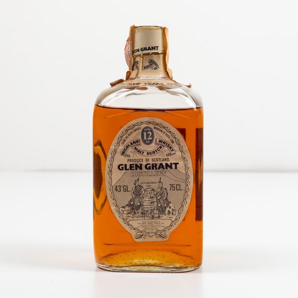 Glen Grant, Highland Malt Scotch Whisky 12 years old  - Asta Spirito del tempo  - Associazione Nazionale - Case d'Asta italiane