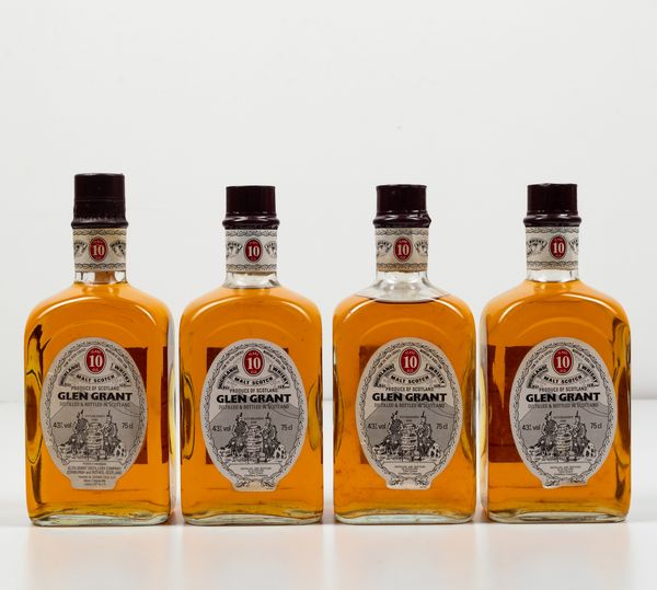 Glen Grant, Highland Malt Scotch Whisky 10 years old  - Asta Spirito del tempo  - Associazione Nazionale - Case d'Asta italiane