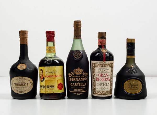 Fernando de Castilla, Brandy Delux<BR>Marques de Domecq, Brandy Reserve Real<BR>Terry I, Brandy Grand Reserva<BR>Bertola, Brandy Grand Reserve 50 years old<BR>Osborne, Brandy Indipendencia  - Asta Spirito del tempo  - Associazione Nazionale - Case d'Asta italiane