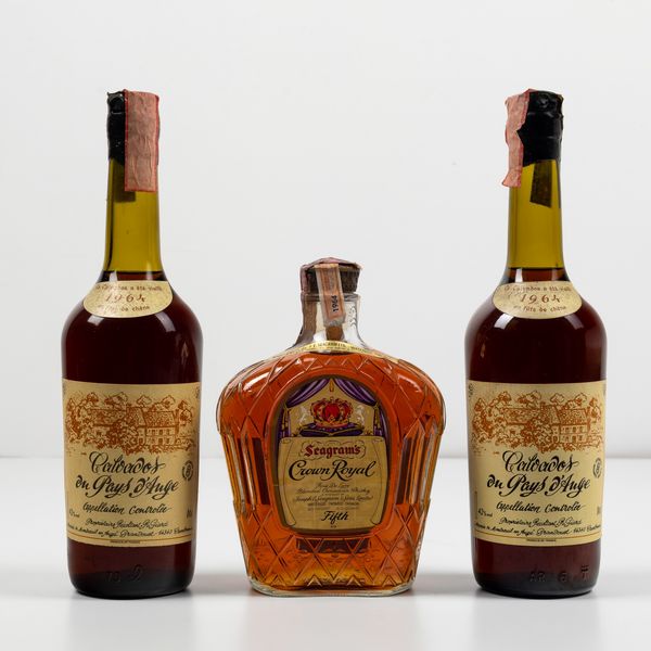 G.Giard, Calvados du Pays D'Auge<BR>Seagram's, Crown Royal 10 years old  - Asta Spirito del tempo  - Associazione Nazionale - Case d'Asta italiane