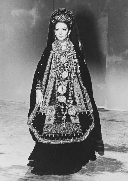 Mario Tursi : Maria Callas in Medea di Pier Paolo Pasolini  - Asta Fotografia - Associazione Nazionale - Case d'Asta italiane