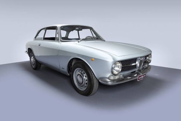 Alfa Romeo : GT Junior 1300 - 1972  - Asta Automobili - Associazione Nazionale - Case d'Asta italiane