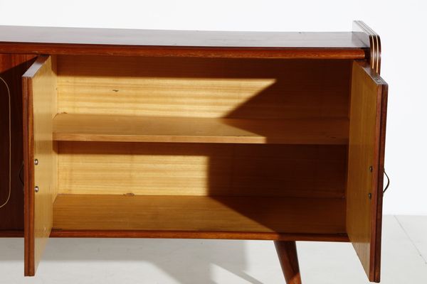 MANIFATTURA ITALIANA : Credenza  - Asta Asta 374 | DESIGN E ARTI DECORATIVE DEL NOVECENTO Virtuale - Associazione Nazionale - Case d'Asta italiane