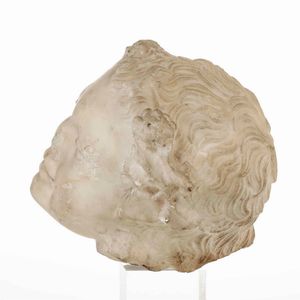 Testa di putto in marmo. Arte barocca del XVII secolo  - Asta Scultura - Associazione Nazionale - Case d'Asta italiane