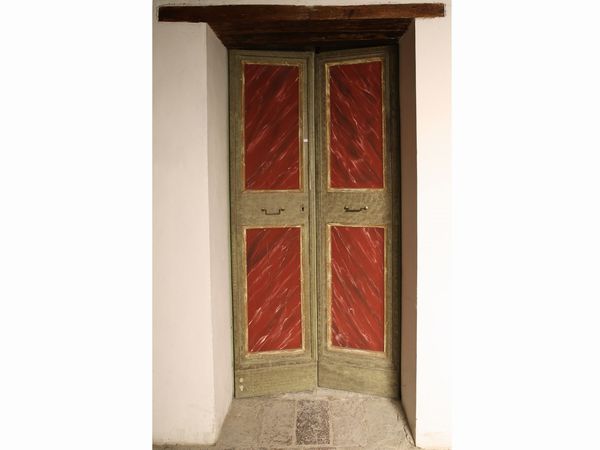 Porta d'epoca a due ante in legno laccato  - Asta Arredi e dipinti da un antico palazzo marchigiano - Associazione Nazionale - Case d'Asta italiane