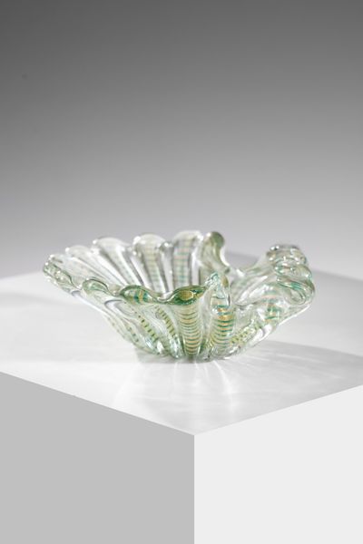 BAROVIER ERCOLE (1889 - 1974) : Coppa della serie zebrati, filamento in vetro verde  - Asta Asta 376 | VETRI DI MURANO E DEL XX SECOLO E CERAMICHE - VETRI DI MURANO E FRANCESI, CERAMICHE Virtuale - Associazione Nazionale - Case d'Asta italiane