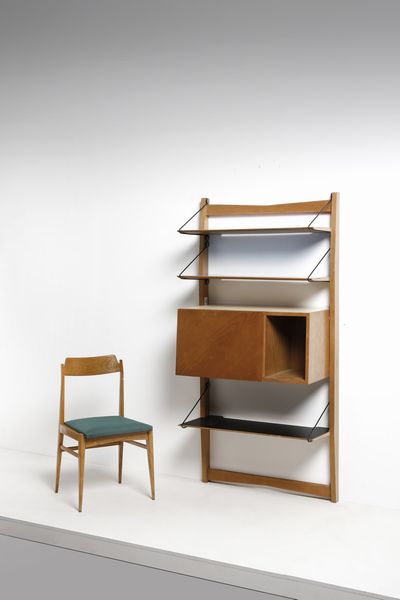 MANIFATTURA ITALIANA : Libreria e sedia  - Asta Asta 378 | DESIGN E ARTI DECORATIVE DEL NOVECENTO - DESIGN Online - Associazione Nazionale - Case d'Asta italiane