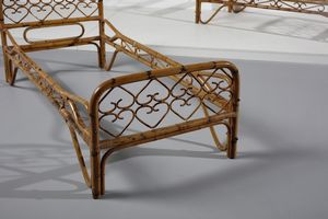 AGNOLI TITO (1931 - 2012) : nello stile di. Coppia di letti  - Asta Asta 378 | DESIGN E ARTI DECORATIVE DEL NOVECENTO - DESIGN Online - Associazione Nazionale - Case d'Asta italiane