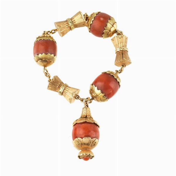 BRACCIALE IN CORALLO CON PENDENTE  - Asta Gioielli  - Associazione Nazionale - Case d'Asta italiane