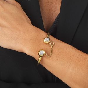 BRACCIALE RIGIDO CON DIAMANTI  - Asta Gioielli  - Associazione Nazionale - Case d'Asta italiane