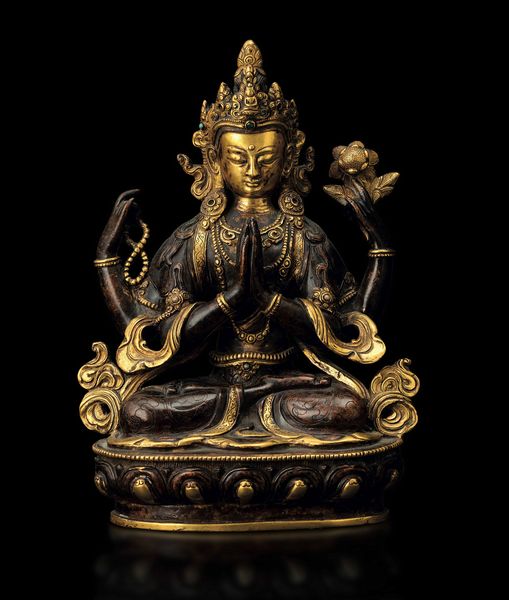 Figura di Buddha seduto su fiore di loto in bronzo con tracce di doratura, Tibet, XIX secolo  - Asta Fine chinese works of art - Associazione Nazionale - Case d'Asta italiane