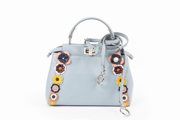 Fendi : Borsa Peekaboo  - Asta Luxury Fashion - Associazione Nazionale - Case d'Asta italiane