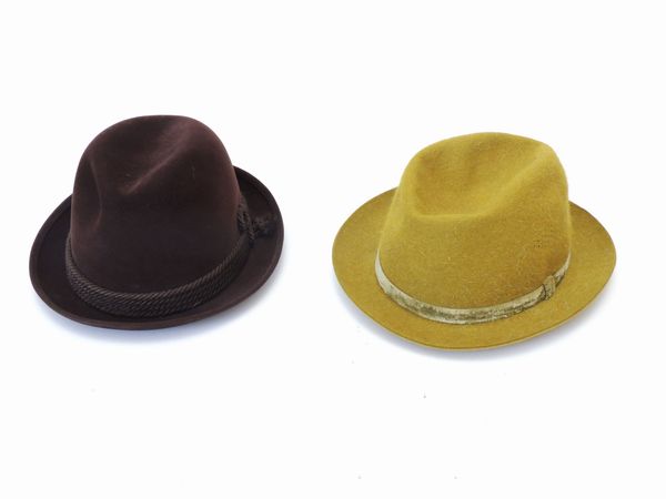 Quattro cappelli da uomo  - Asta Abiti e accessori vintage  - Associazione Nazionale - Case d'Asta italiane