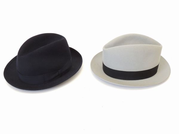 Quattro cappelli da uomo  - Asta Abiti e accessori vintage  - Associazione Nazionale - Case d'Asta italiane