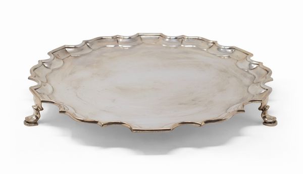 Salver circolare in argento  - Asta L'Arte della Tavola - Associazione Nazionale - Case d'Asta italiane