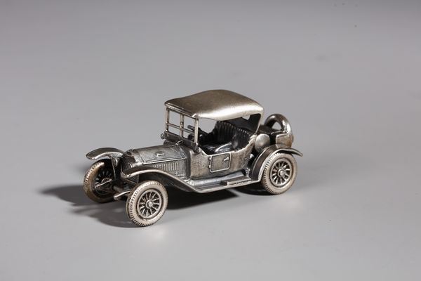 ARGENTIERE ITALIANO DEL XX SECOLO : Collezione di 13 modellini d'auto d'epoca in argento  - Asta Asta 379 | ARTE ANTICA E DEL XIX SECOLO - Dipinti antichi e antiquariato  Online - Associazione Nazionale - Case d'Asta italiane