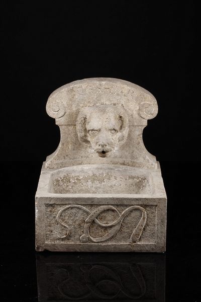 MANIFATTURA DEL XX SECOLO : Fontana in pietra con volto di cane  - Asta Asta 379 | ARTE ANTICA E DEL XIX SECOLO - Dipinti antichi e antiquariato  Online - Associazione Nazionale - Case d'Asta italiane