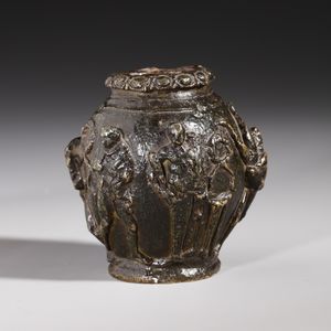 MANIFATTURA VENETA DEL XVII SECOLO : Piccolo vaso in bronzo decorato da una serie di figure a rilievo  - Asta Asta 379 | ARTE ANTICA E DEL XIX SECOLO - Dipinti antichi e antiquariato  Online - Associazione Nazionale - Case d'Asta italiane