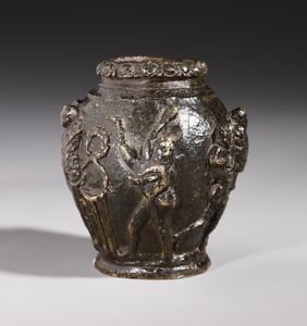 MANIFATTURA VENETA DEL XVII SECOLO : Piccolo vaso in bronzo decorato da una serie di figure a rilievo  - Asta Asta 379 | ARTE ANTICA E DEL XIX SECOLO - Dipinti antichi e antiquariato  Online - Associazione Nazionale - Case d'Asta italiane