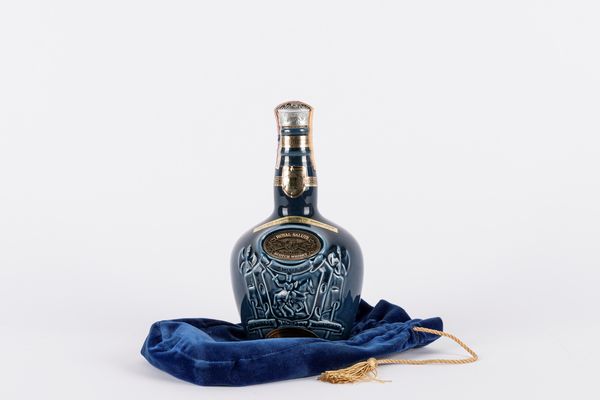 Scozia : Chivas Royal Salute 21 YO  - Asta Vini e distillati - Associazione Nazionale - Case d'Asta italiane